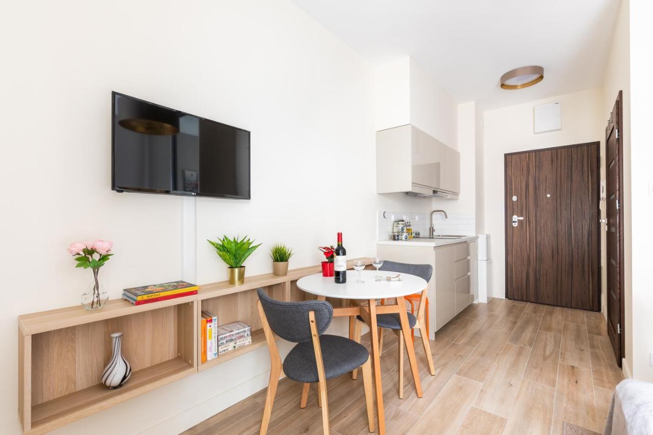 Pawia 51 - Comfort Studio By Noclegi Renters Warschau Buitenkant foto